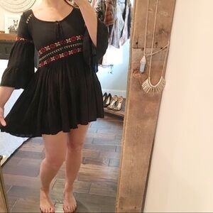 AMERICAN eagle xxs embroidered bell sleeve dress